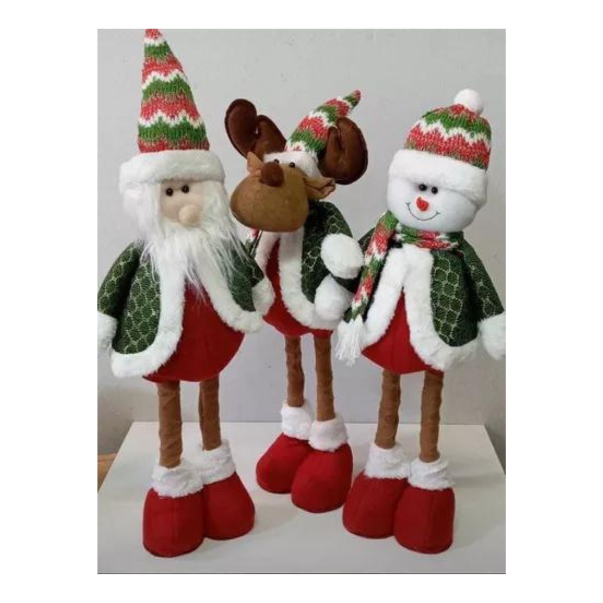 Muñecos Navideños Decorativos – ¡El Encanto que Hará Brillar tu Navidad! 🎅
